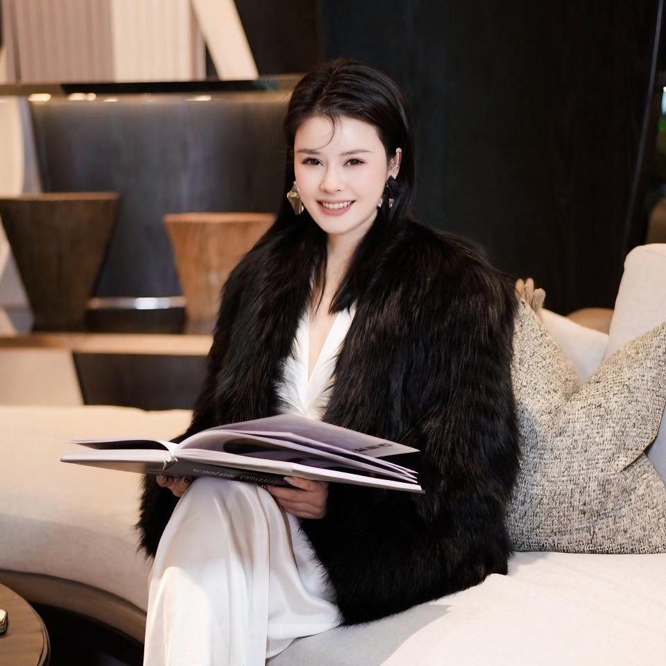 Laura劳拉