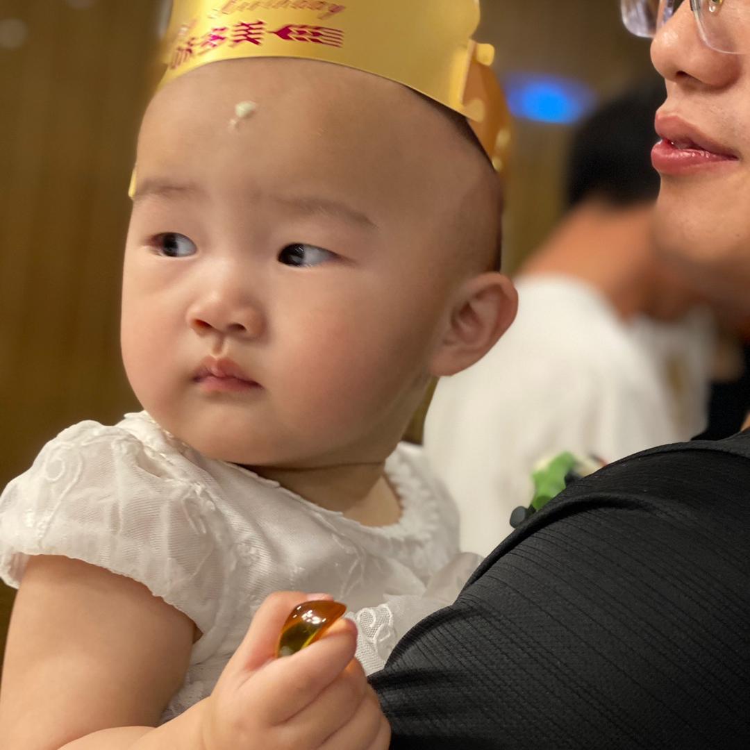 小朋友佳佳（哺乳期）