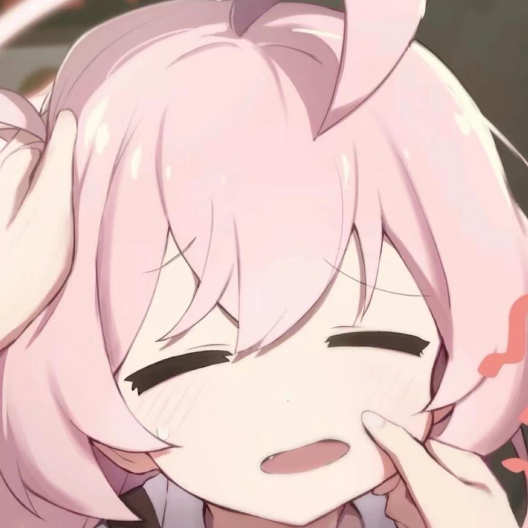 团团^
