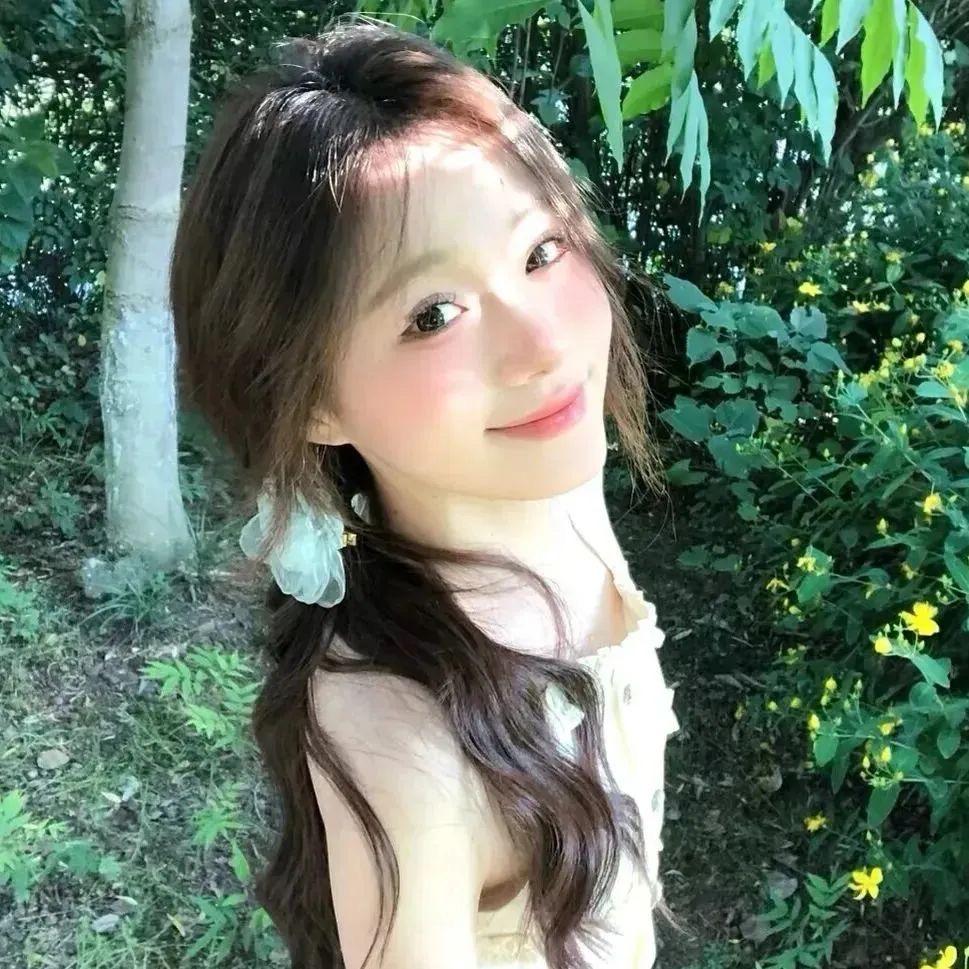 花小仙🧚🏻‍♀️