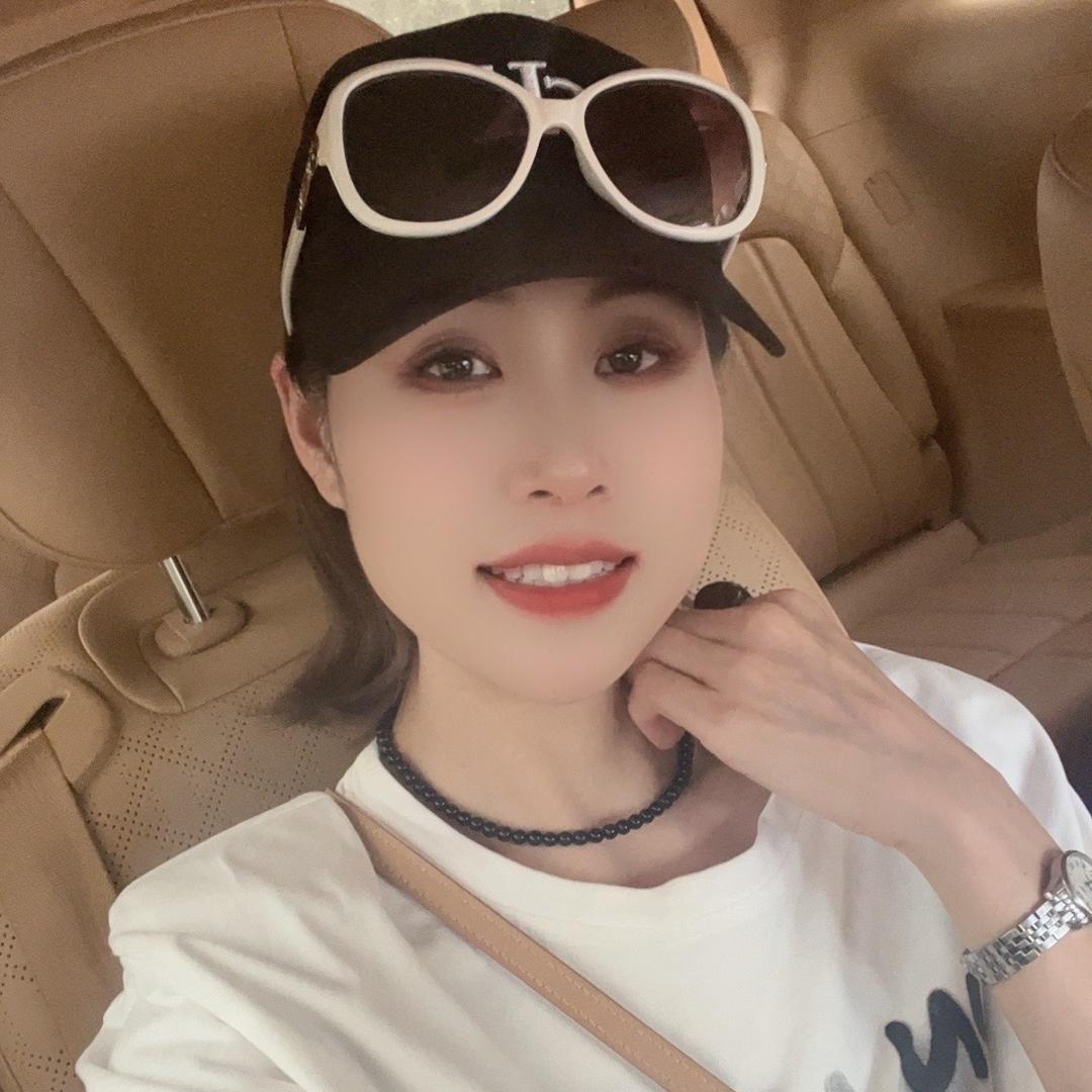 衣如初见极简女装