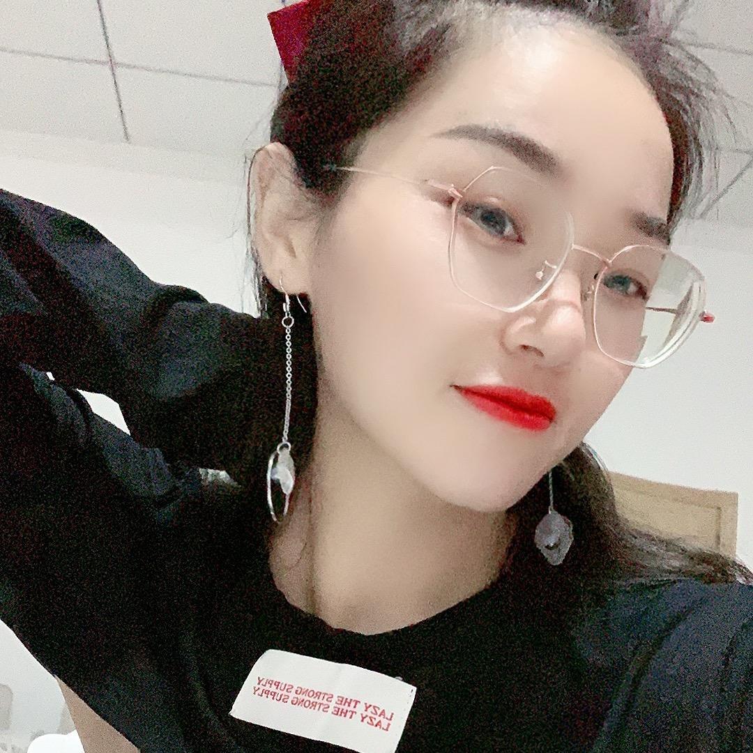 90后乡村妮妹