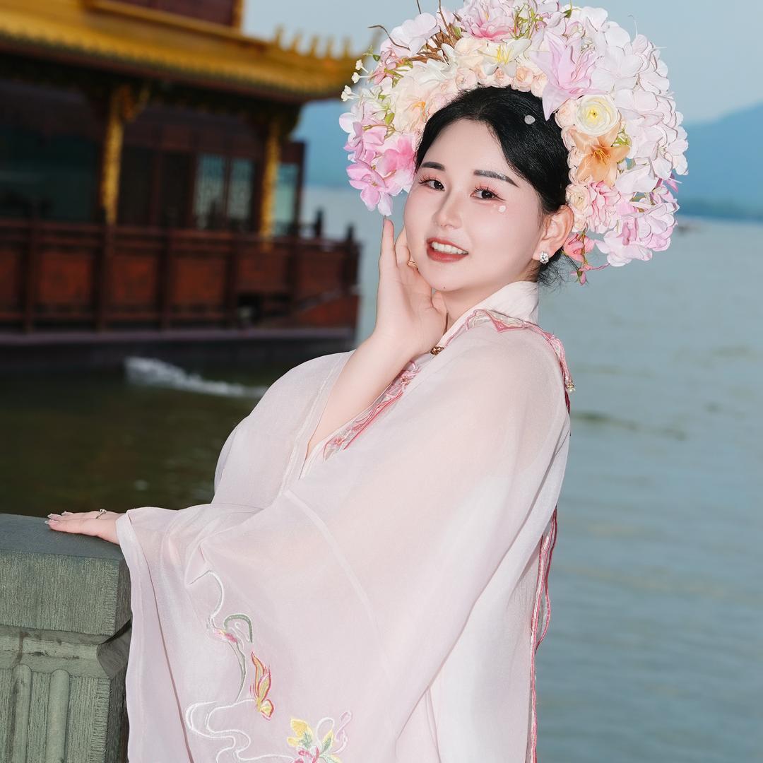 人间甜崽贩卖机