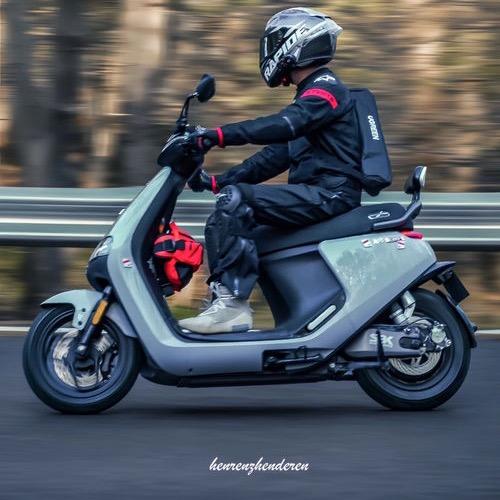 青衫烟雨💈无声理发馆