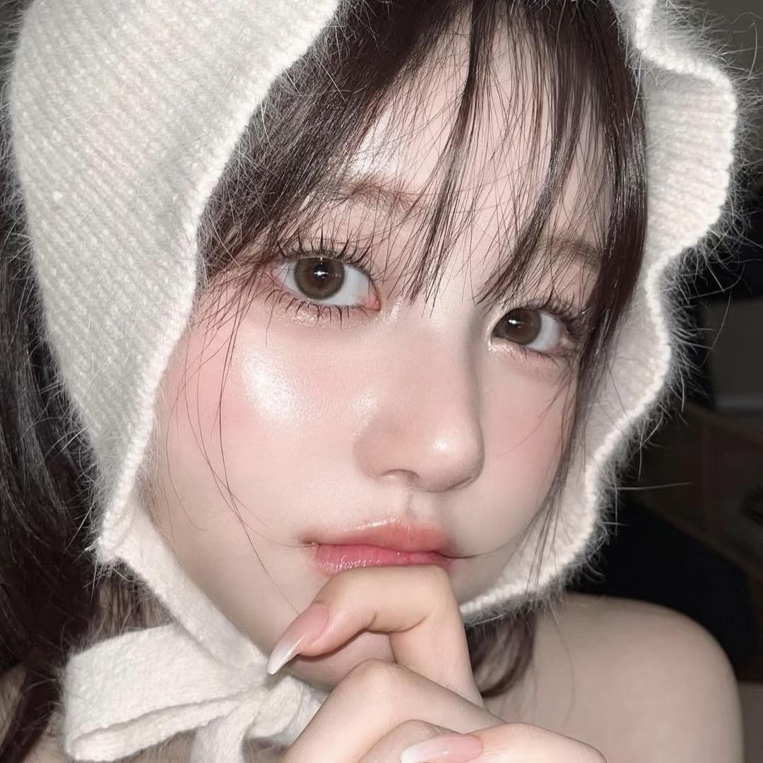 妮妮（睫毛版）