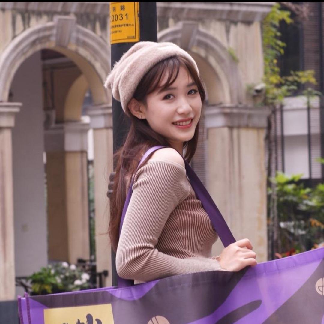丽丽来了