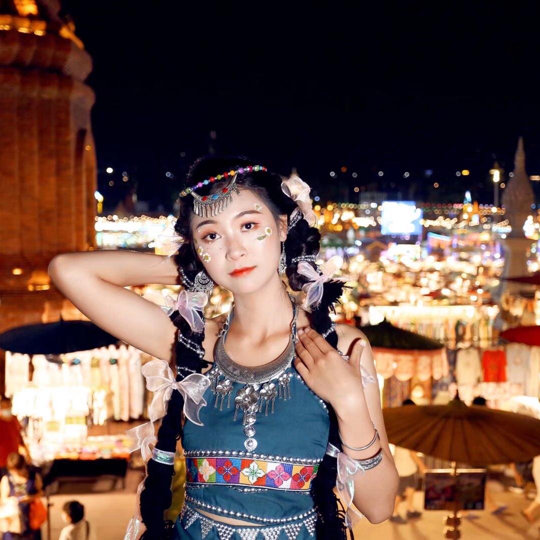 云南新车（甜甜）