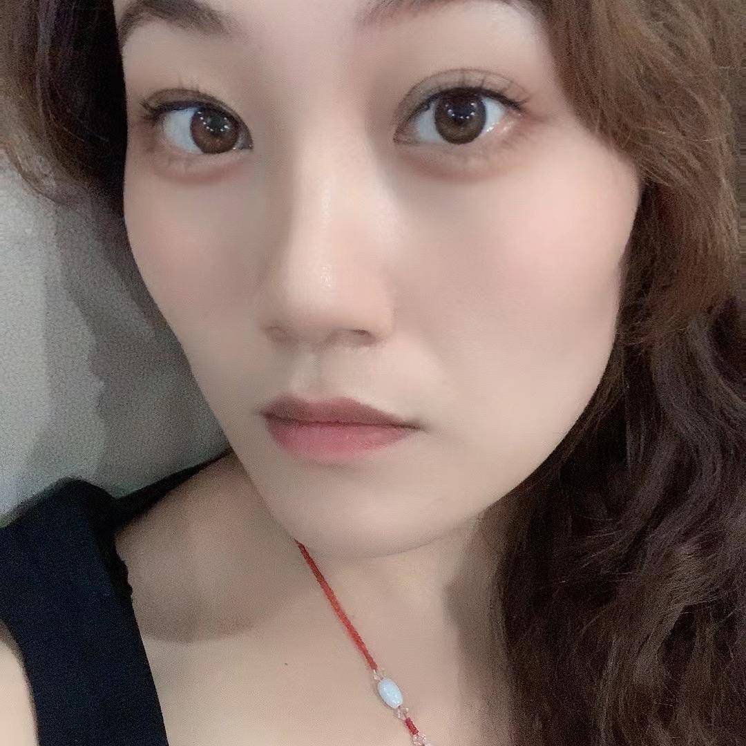 莉丽吖