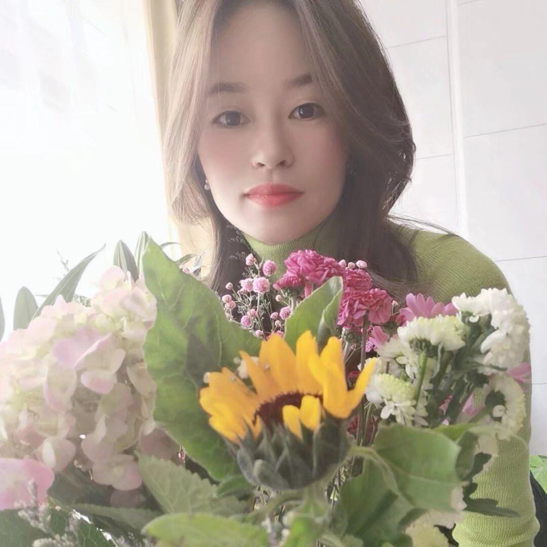 小露迷女装