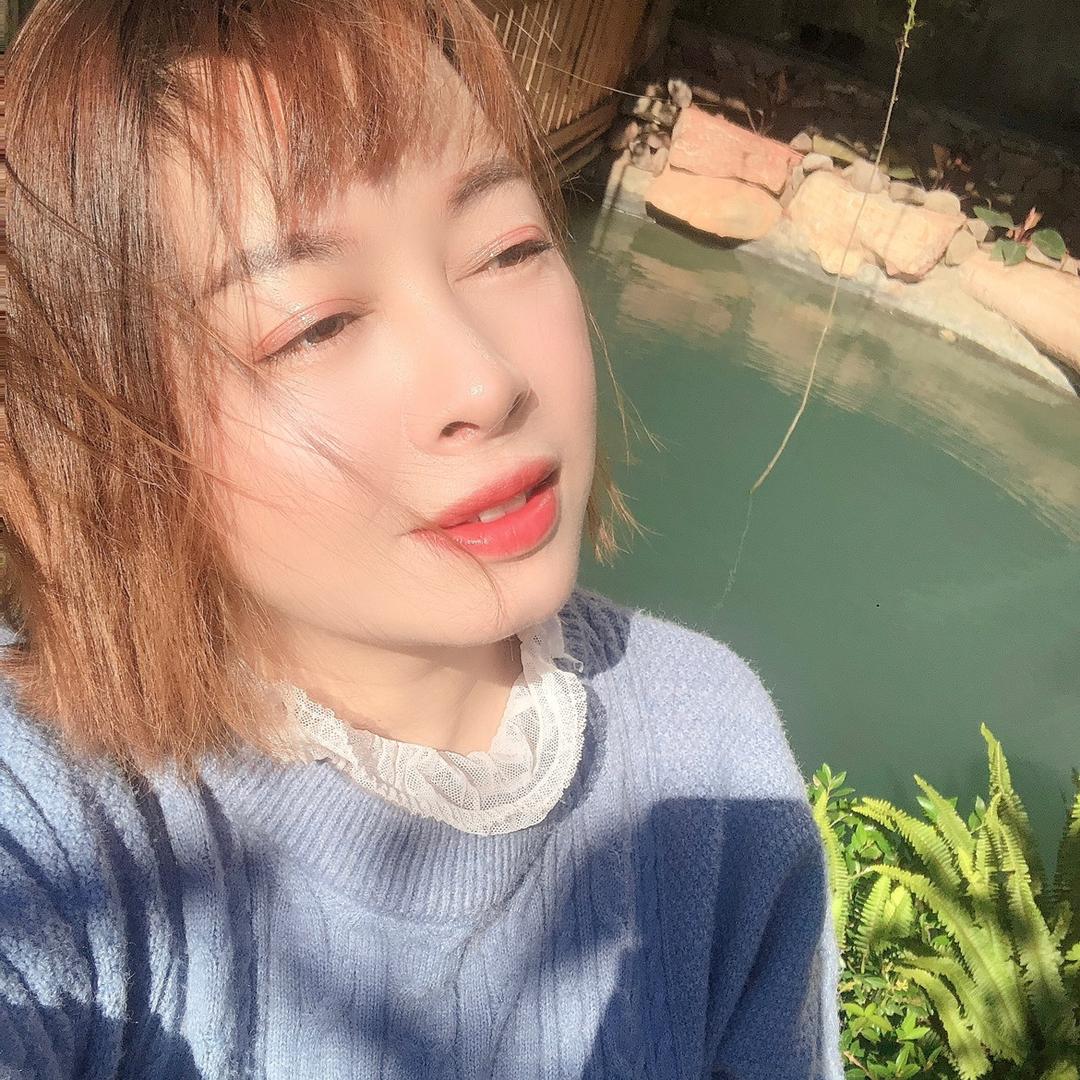 建水县倾诚秀美甲店