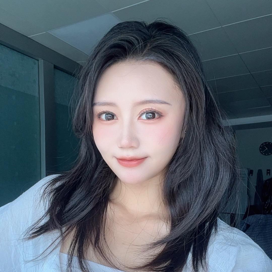 🍀芳伶