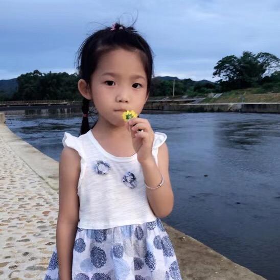珊珊麻麻呀
