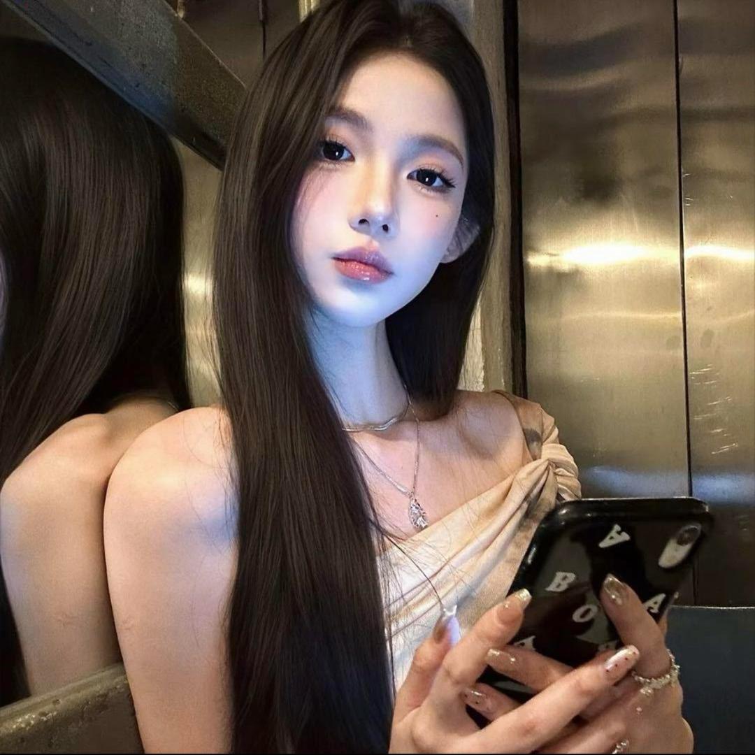 吕林妍.