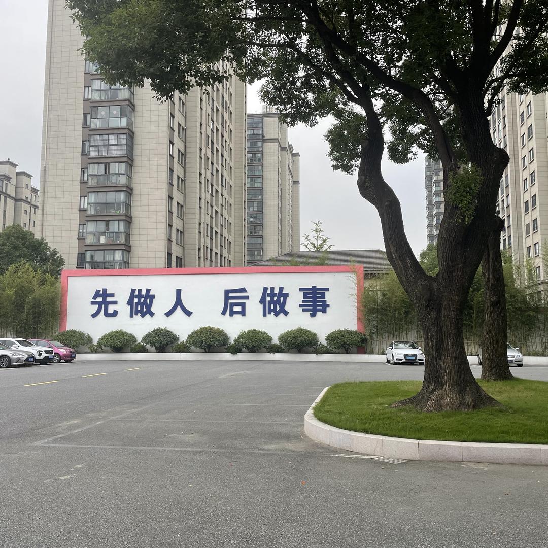 高品质成人纸尿裤工厂店