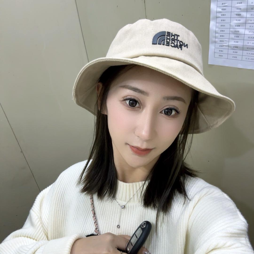 霍 ♡