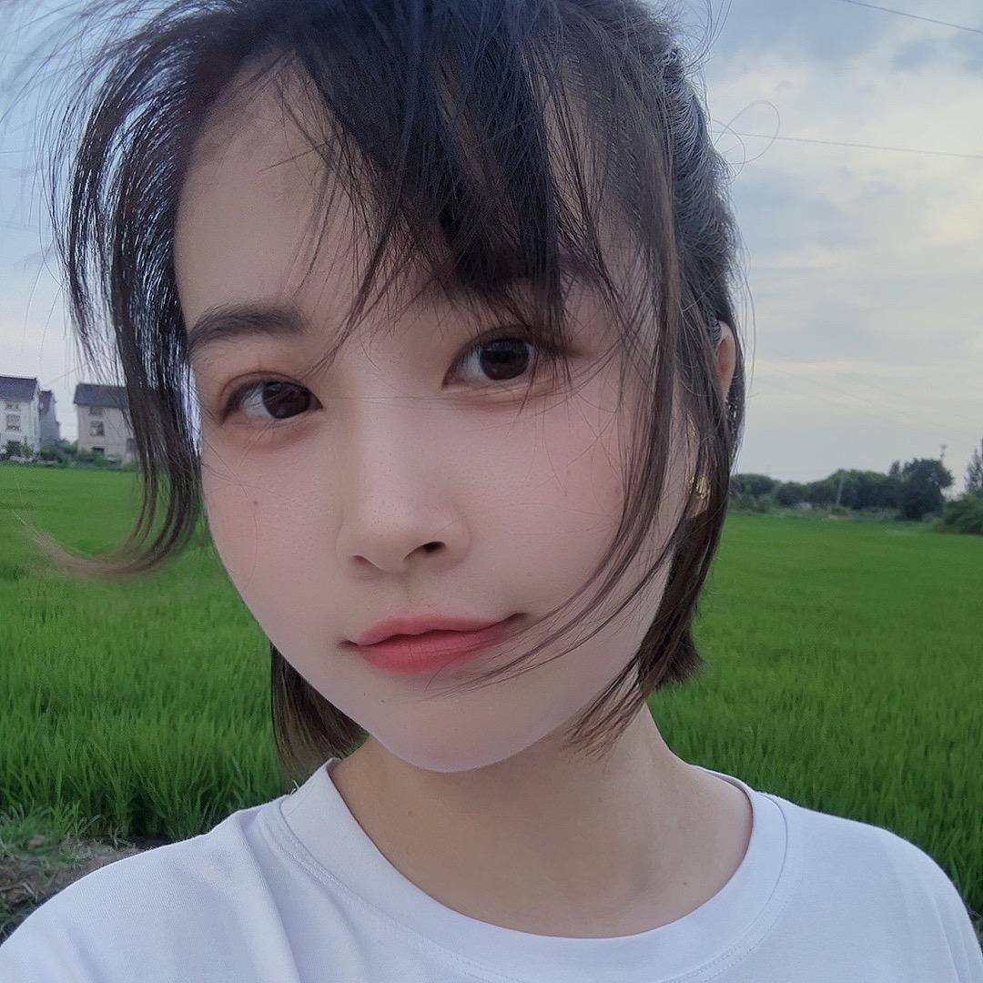 小严有点甜（小妖艳👗）