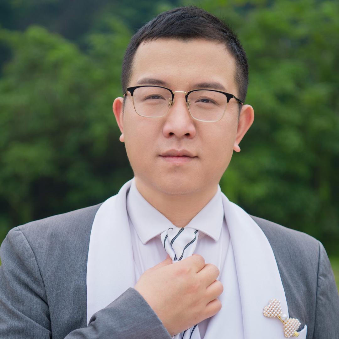 重庆周啰嗦网约车-王忠