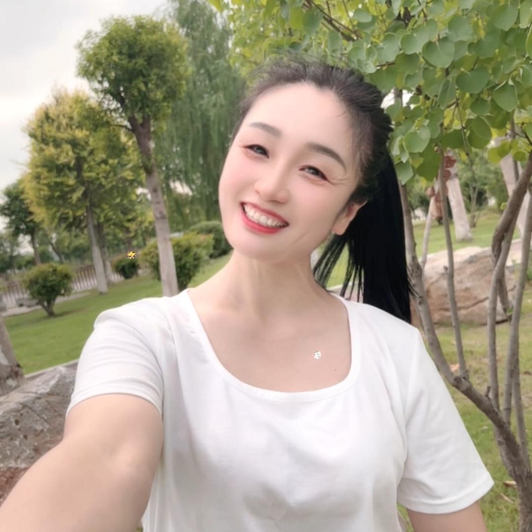芳芳💕