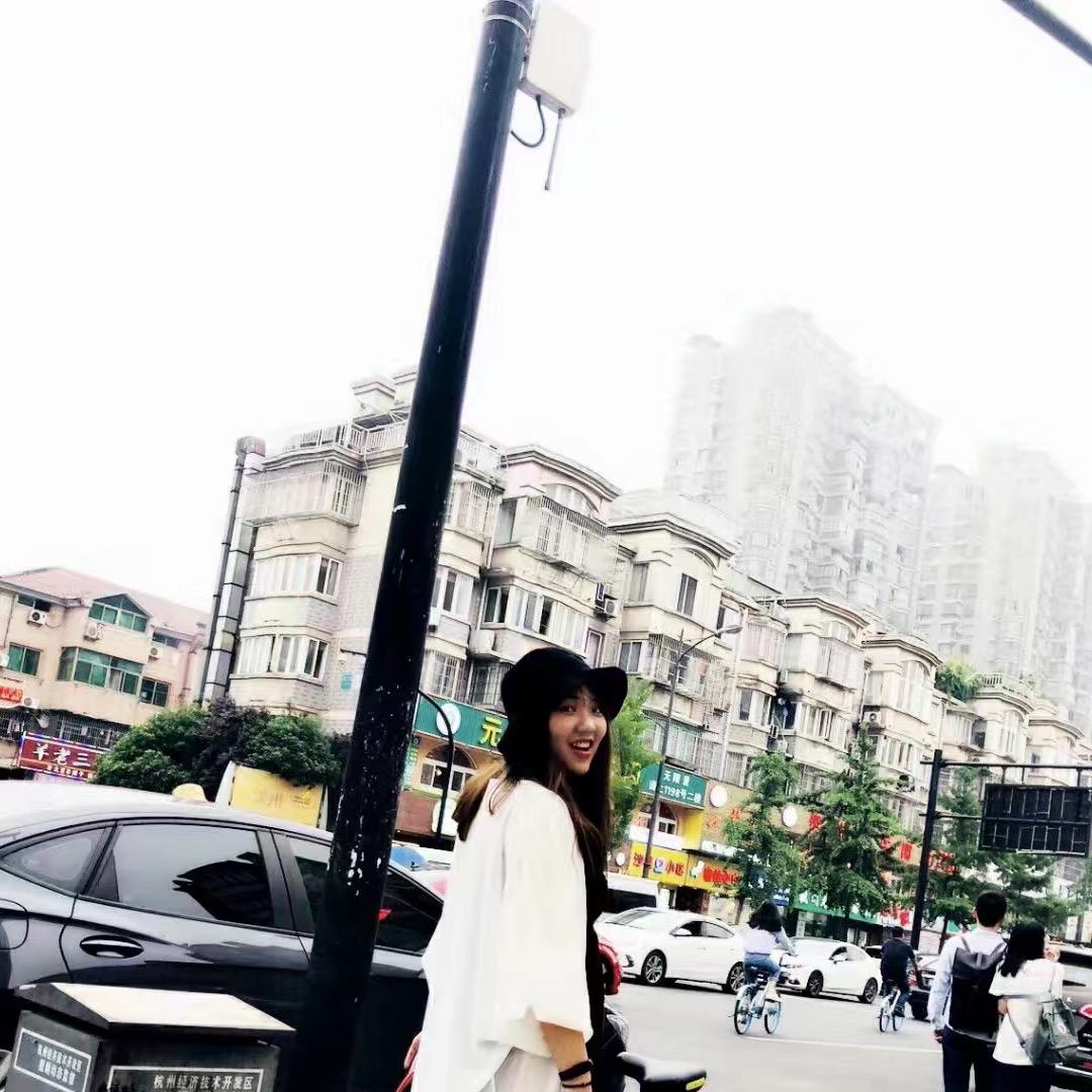 摆烂真真