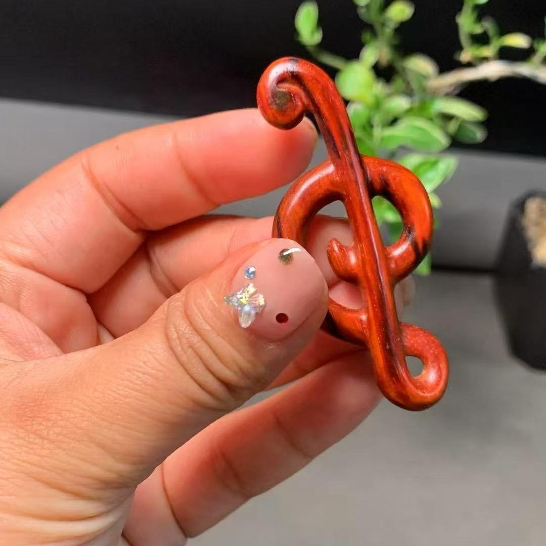 向北方雷击枣木