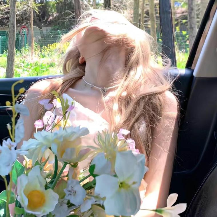 美女的事少管