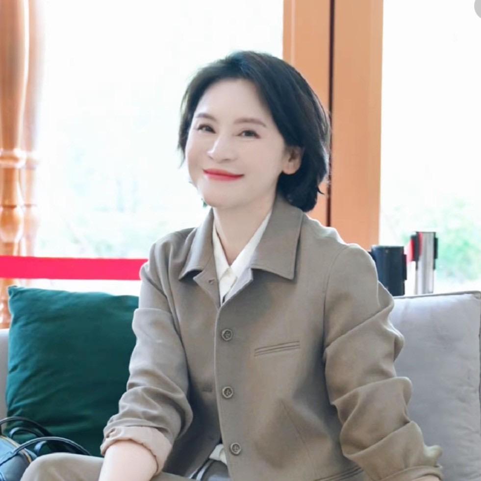 隐成摩羯推荐官小黄