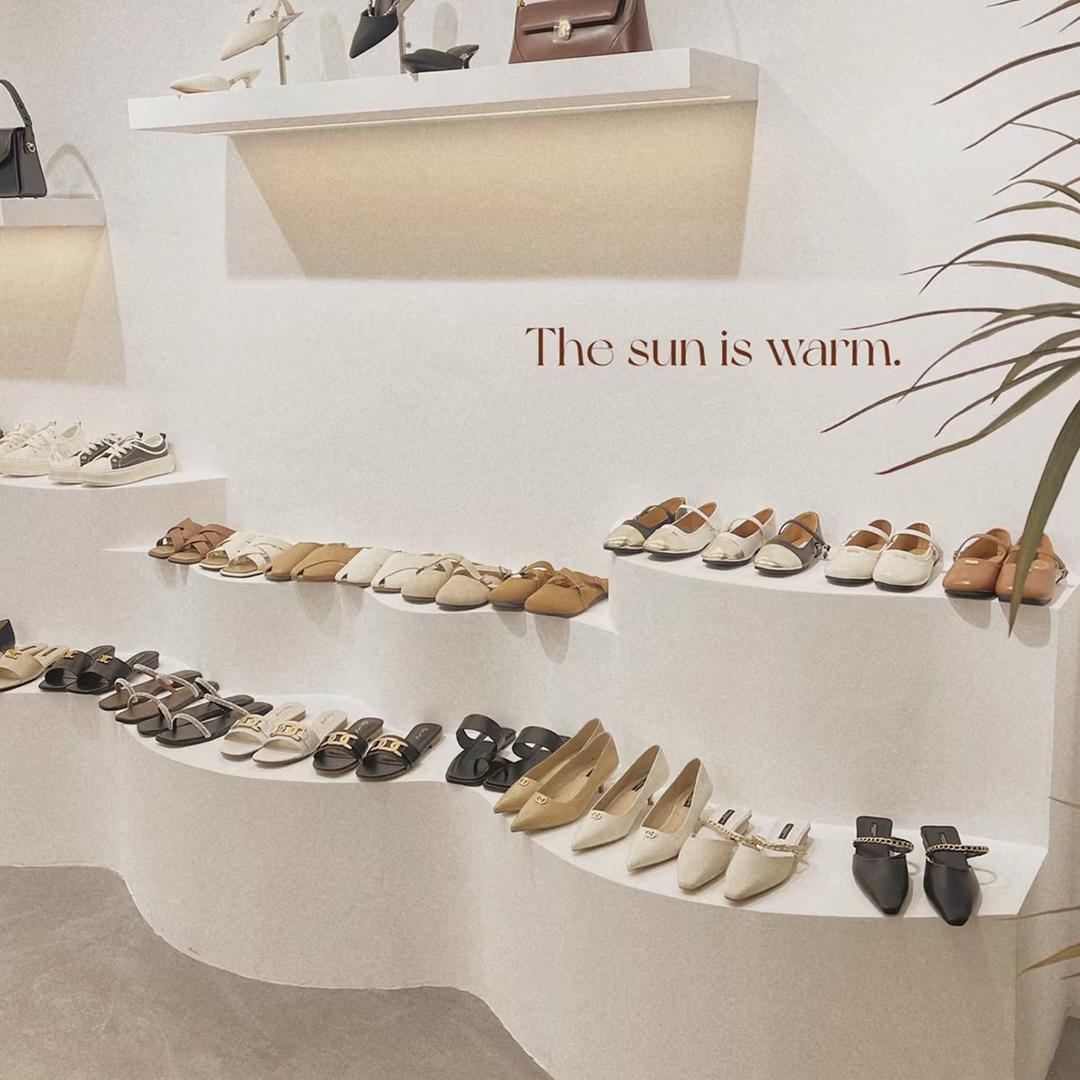 海口龙华区波呐呐服装店