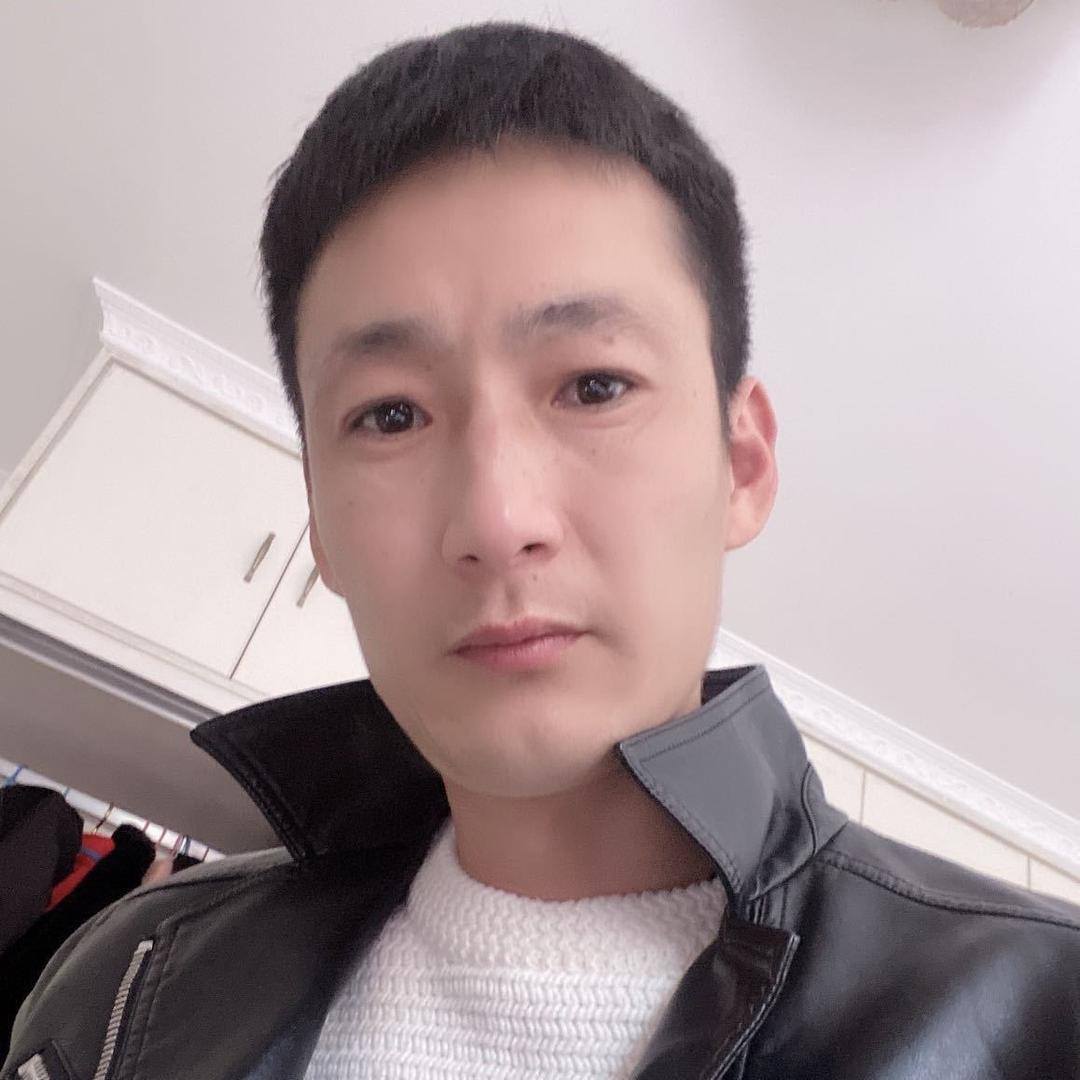 淮北牛牛特色碳锅烧烤龙虾