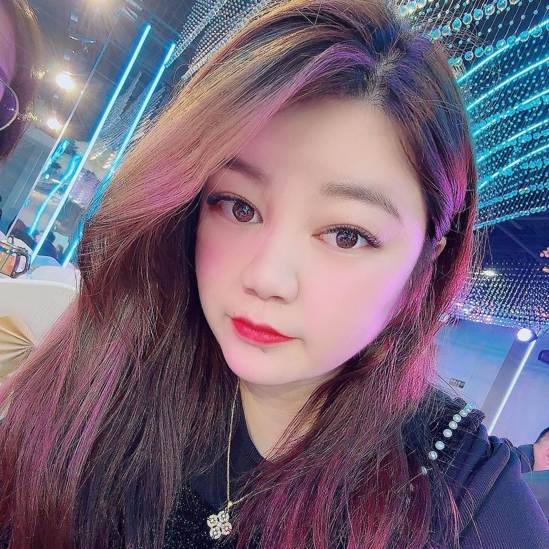 A洁洁子~