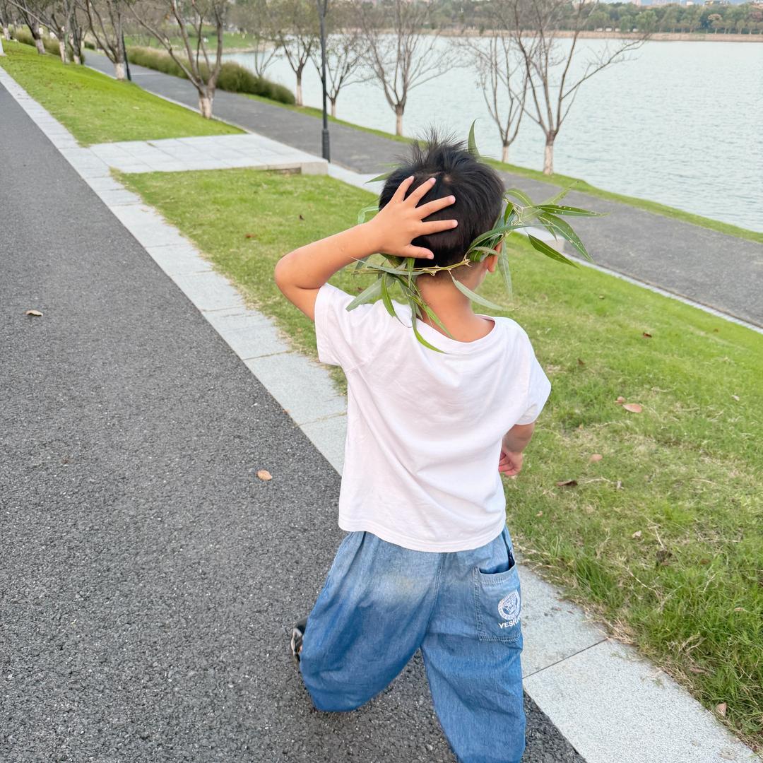 立加早的章（涨粉中）