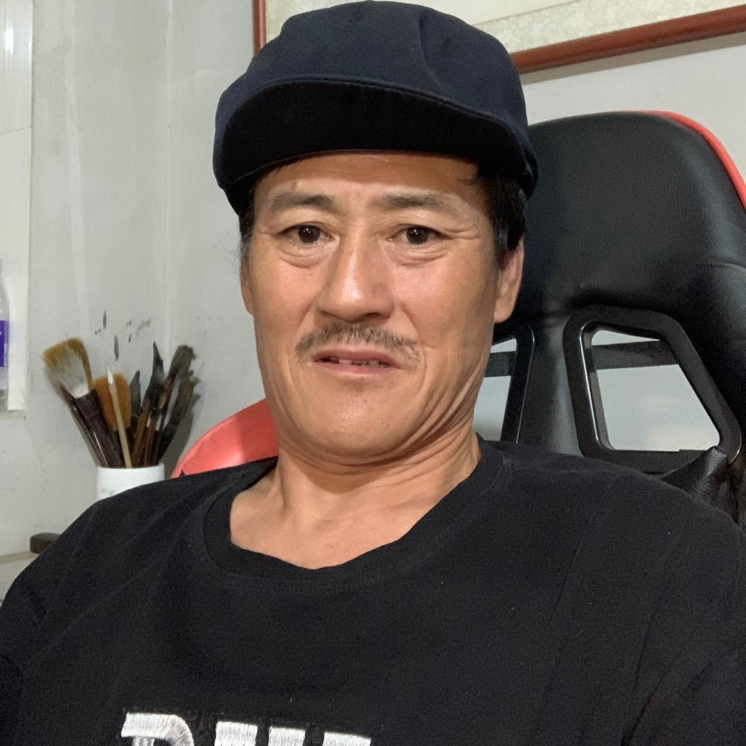 赵本四（邓显强）