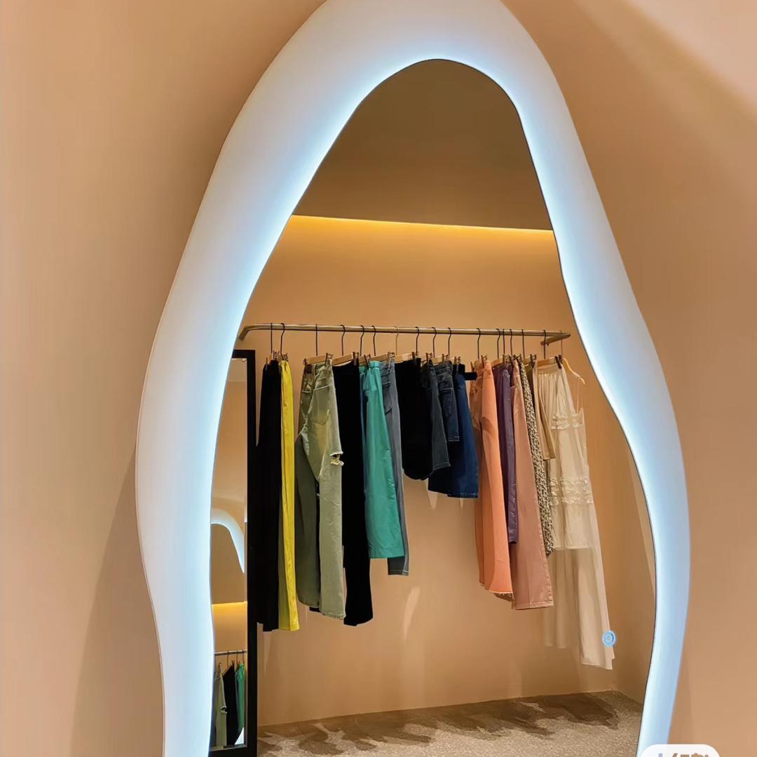 梵梵女装工厂店