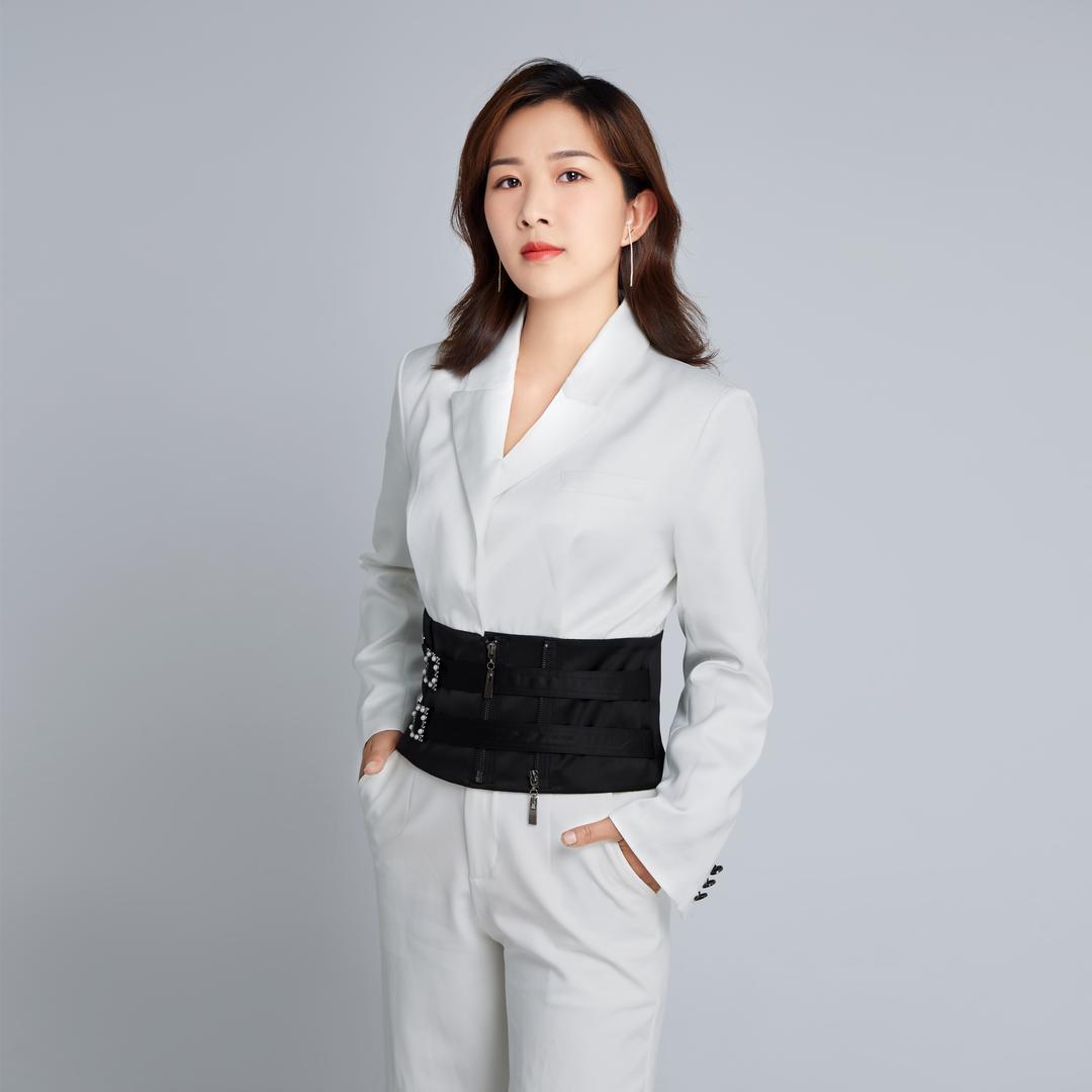 汕头市潮南区两英黛娜生活美容店