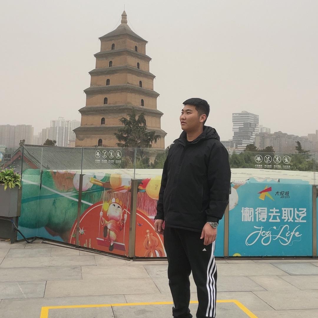@章伟