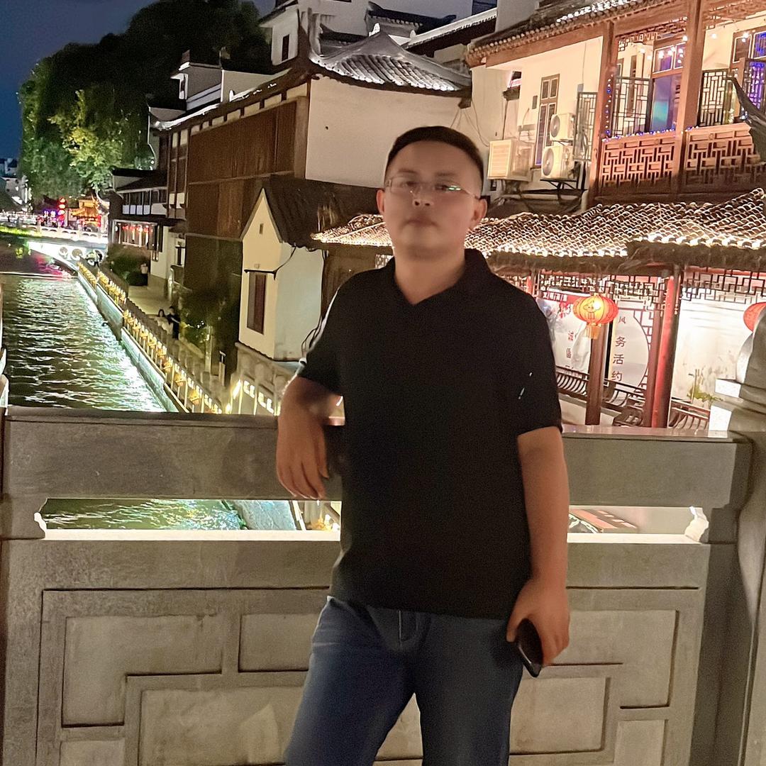 鑫星辉汽车用品店