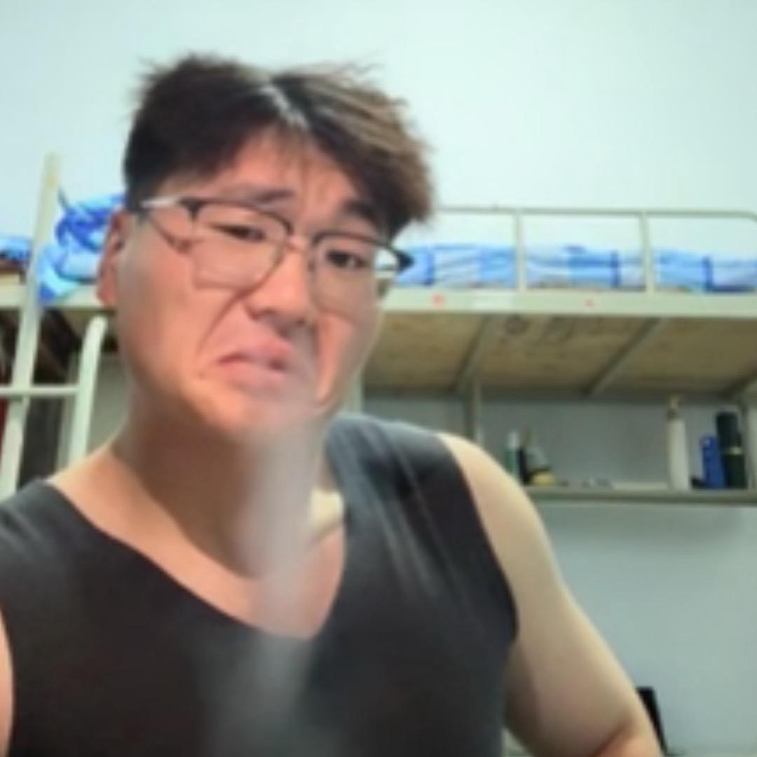 抠块鼻屎弹死你