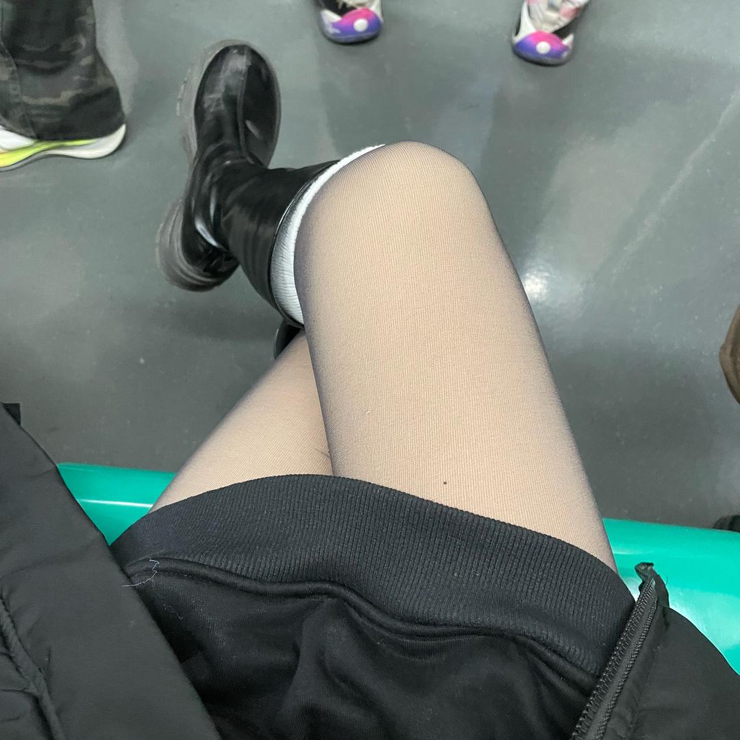 易家女装温馨小屋