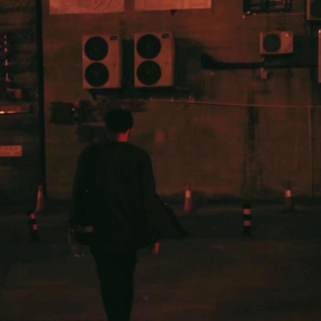 云