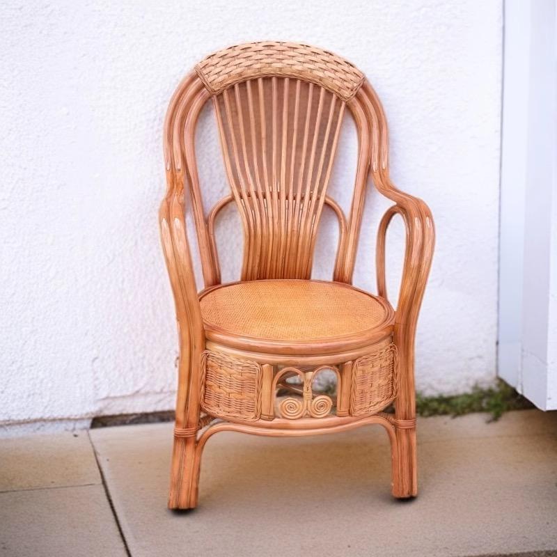 壹个嘉藤业家具