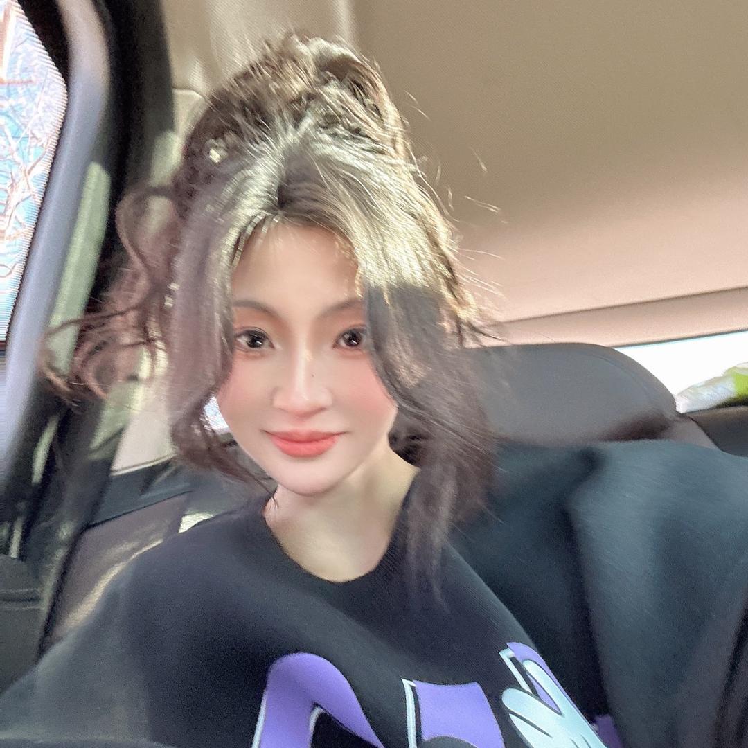 小酸酸