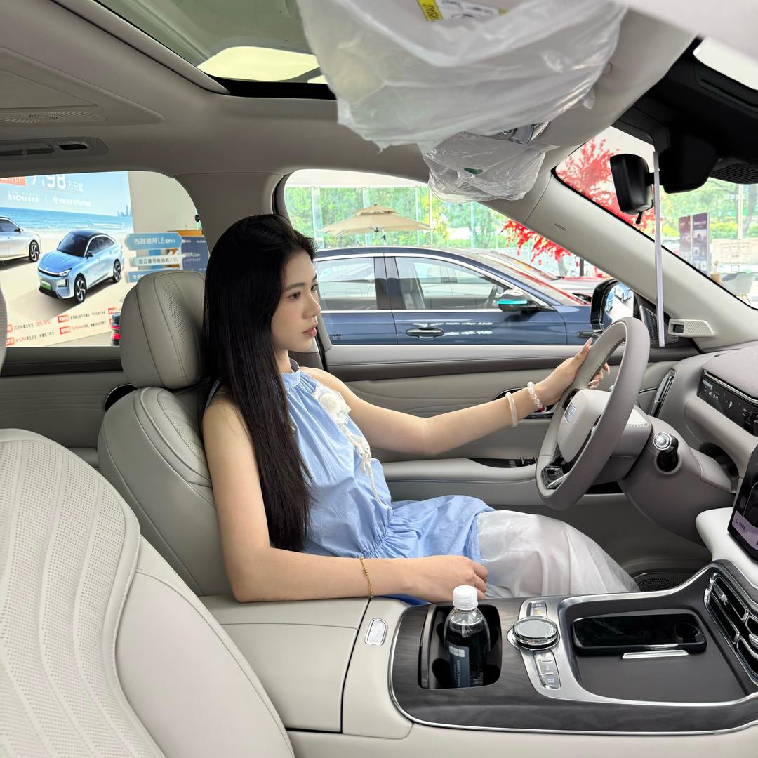 宇宙银河M9企业店