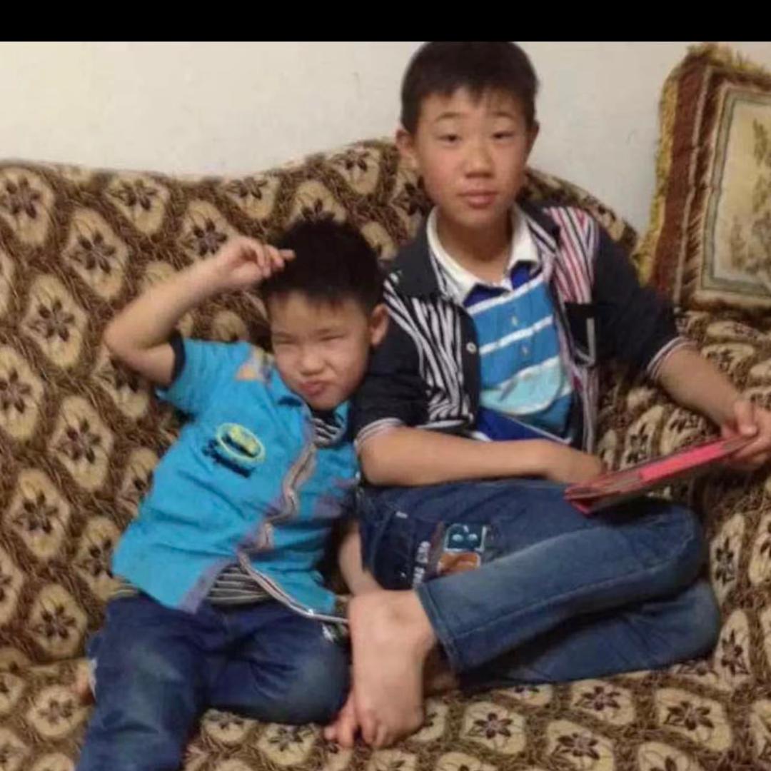 独有  悔、琚念