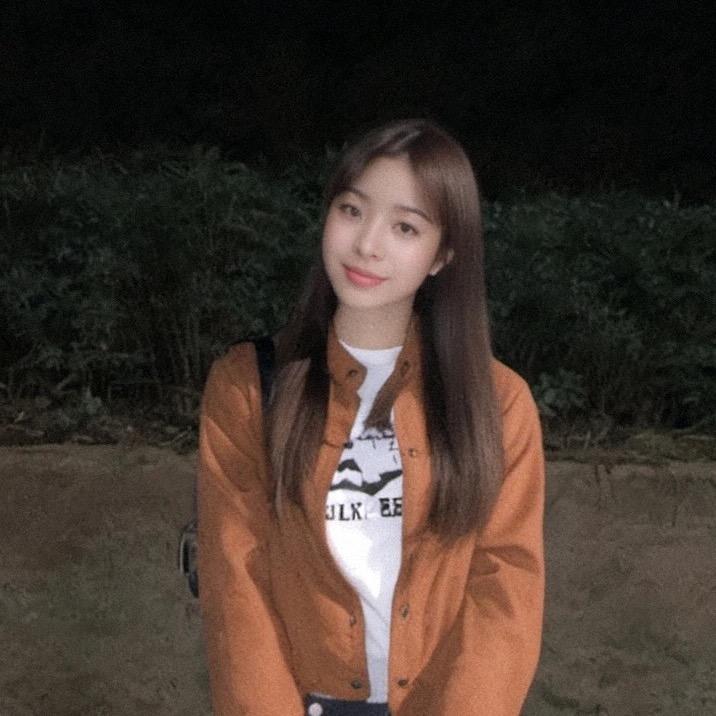 ལོ་མ་།🍁