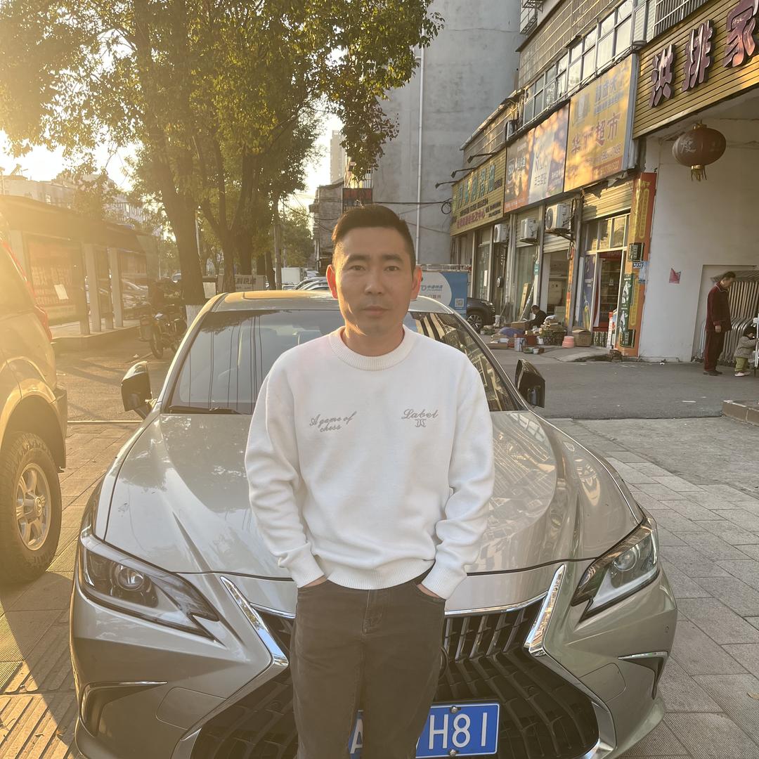 监利市龙翔二手车信息咨询