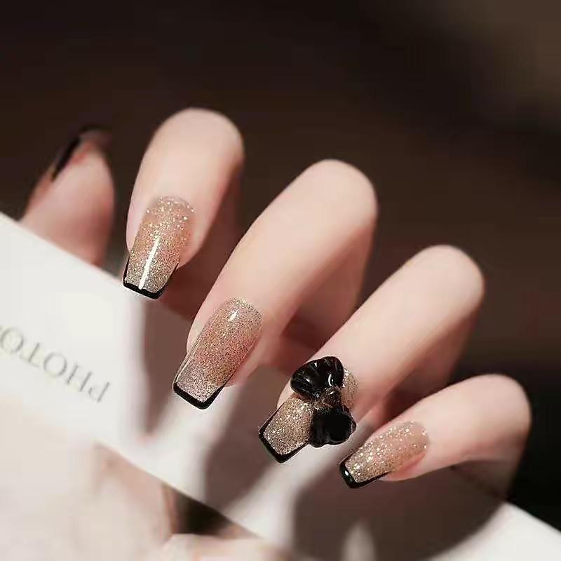 瓜瓜美甲饰品个体店