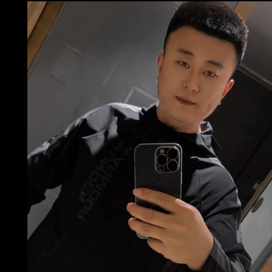 张佰成