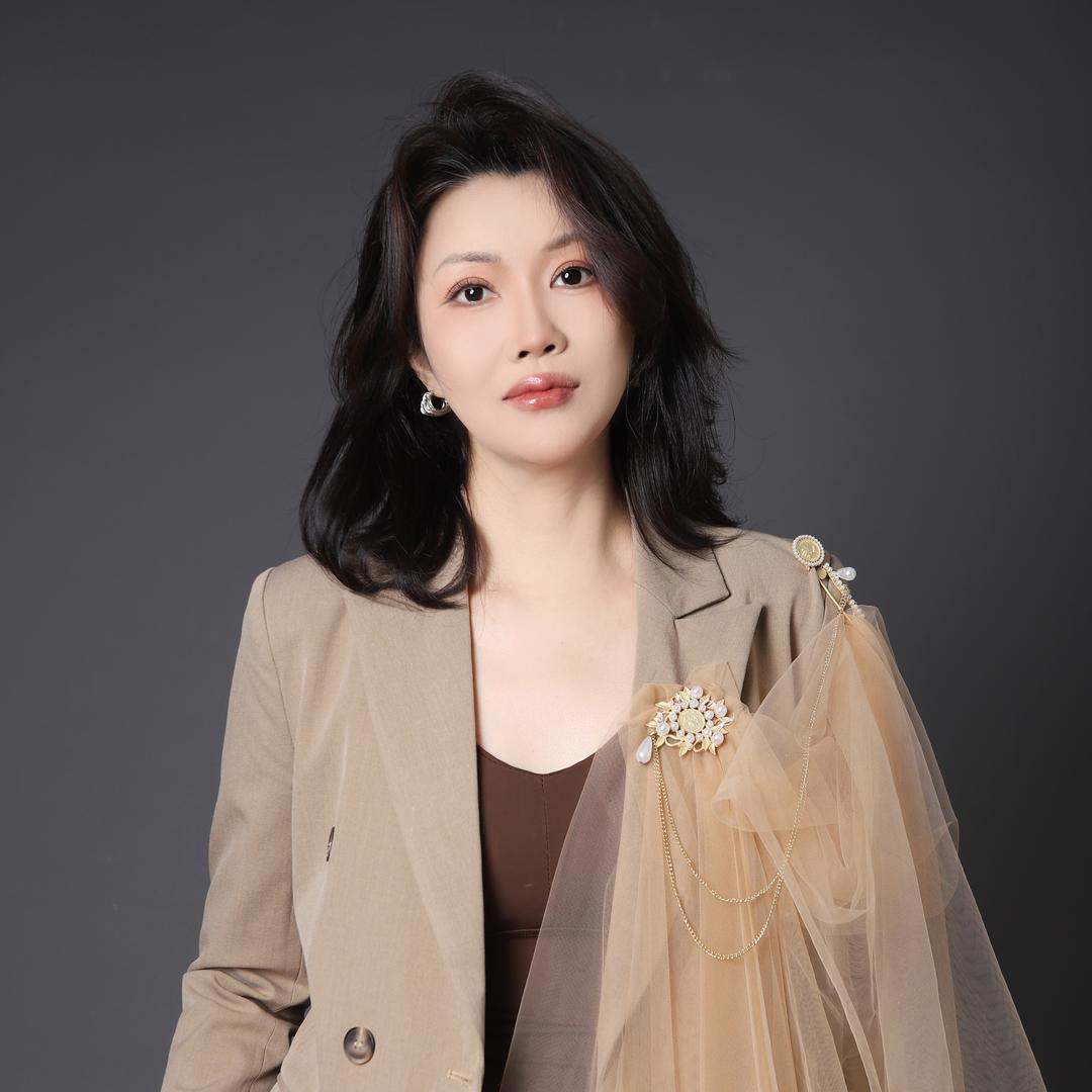 齐齐哈尔新玛特蒂言轻奢女装