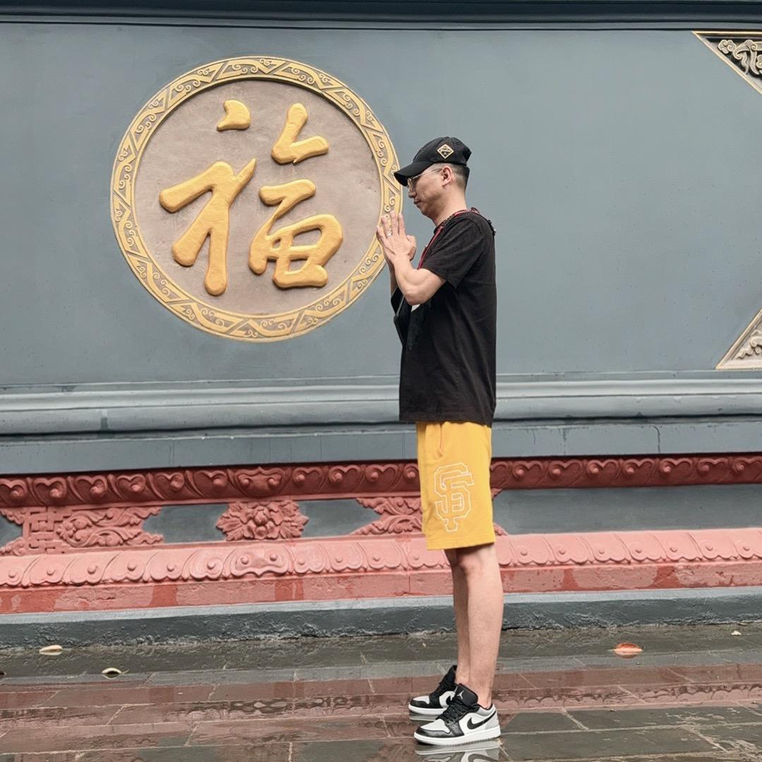 丿笨小孩