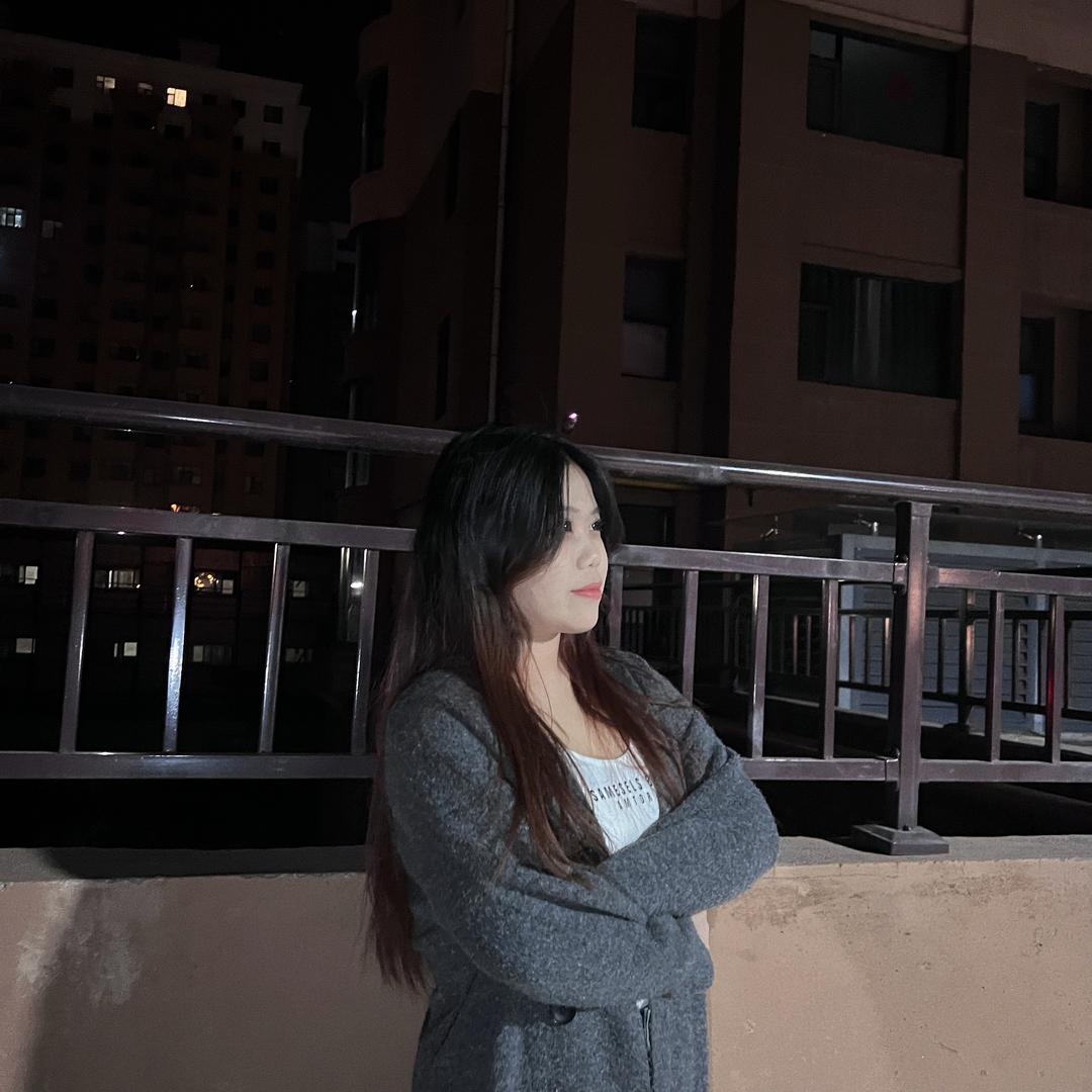 ꒰ঌ白桃小颖໒꒱