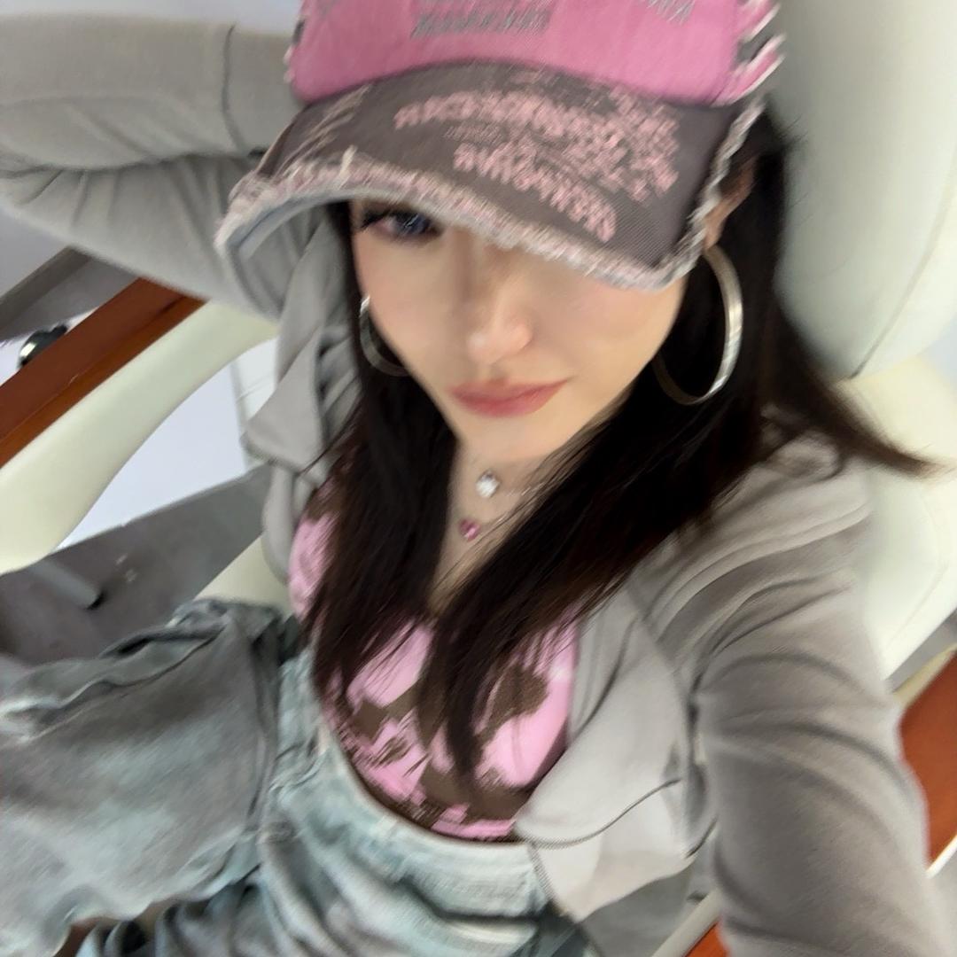 蝶崽大美女